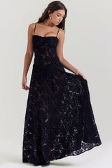 dresses : Genesis – Robe longue romantique à fines bretelles, florale et transparente in van Seroa