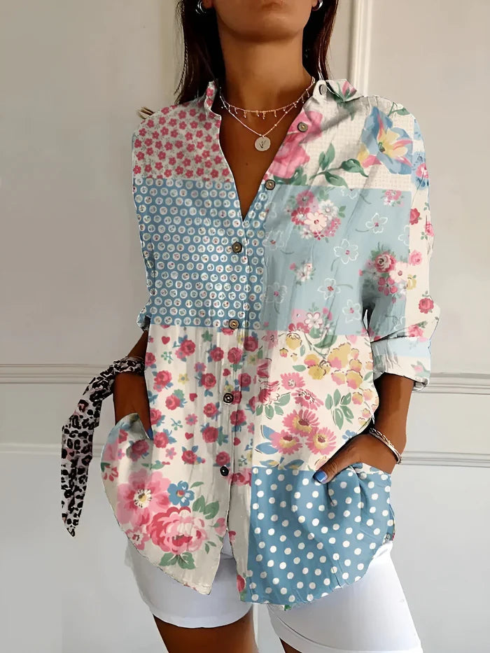 top blouses : Amara – Blouse en coton à boutons, inspirée par l’océan et pleine de vitalité in Bleu van Seroa